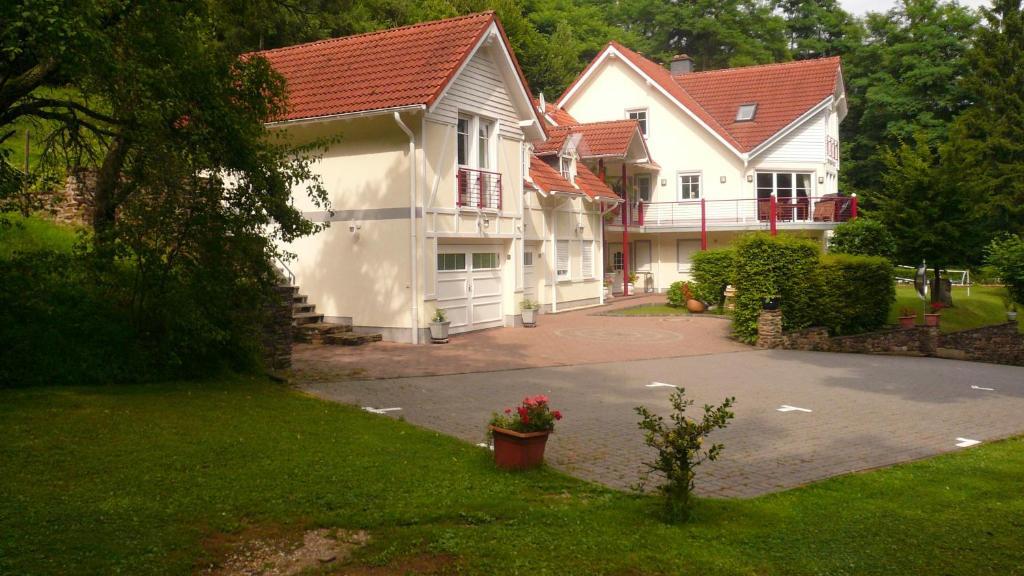 Waldhotel Forsthaus Remstecken Coblença Quarto foto